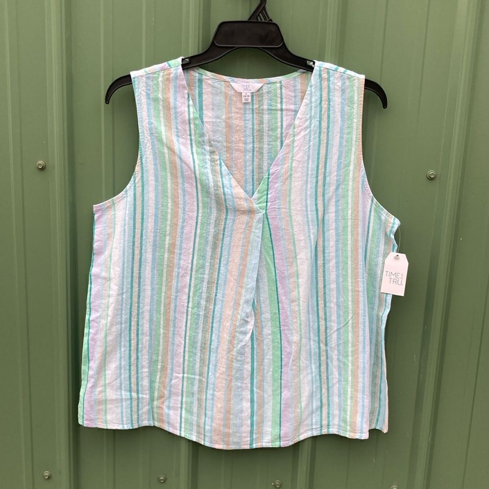 Women's Woven Lightweight Core Tank Top, Size L